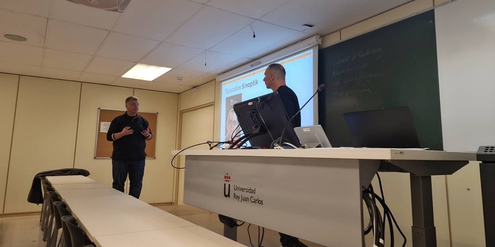 Reflexión sobre el pensamiento crítico y los vacíos de conocimiento en  estudiantes de marketing